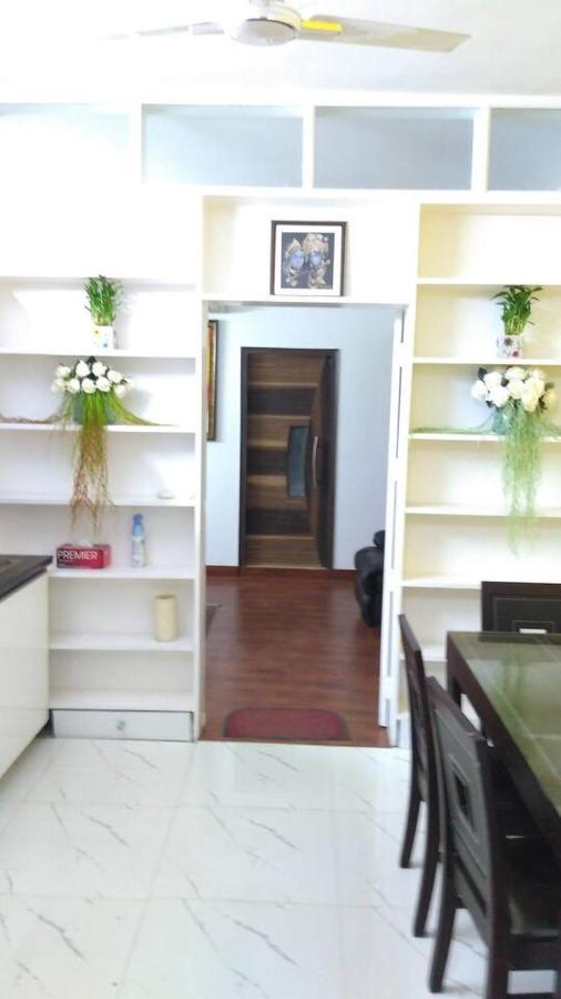Moydom & Cosy Private 1 Bhk Opp Nfc Market Apartment
